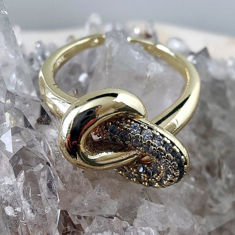 14K Gold Filled Knot Bypass Ring Adjustable Size 6-9